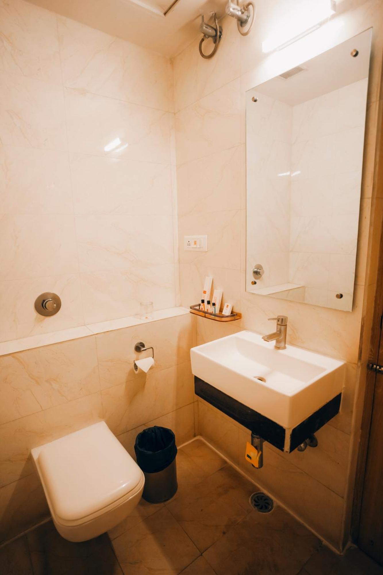 Hotel Imperial Heights à Deoghar Extérieur photo